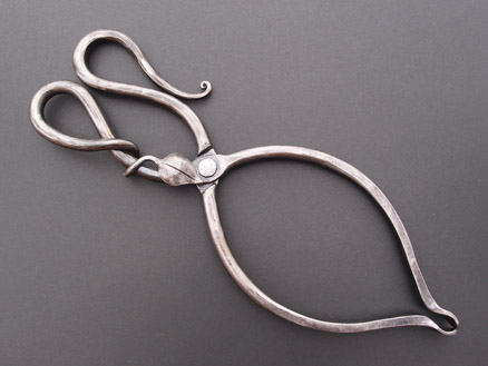 Leaf Fire Tongs